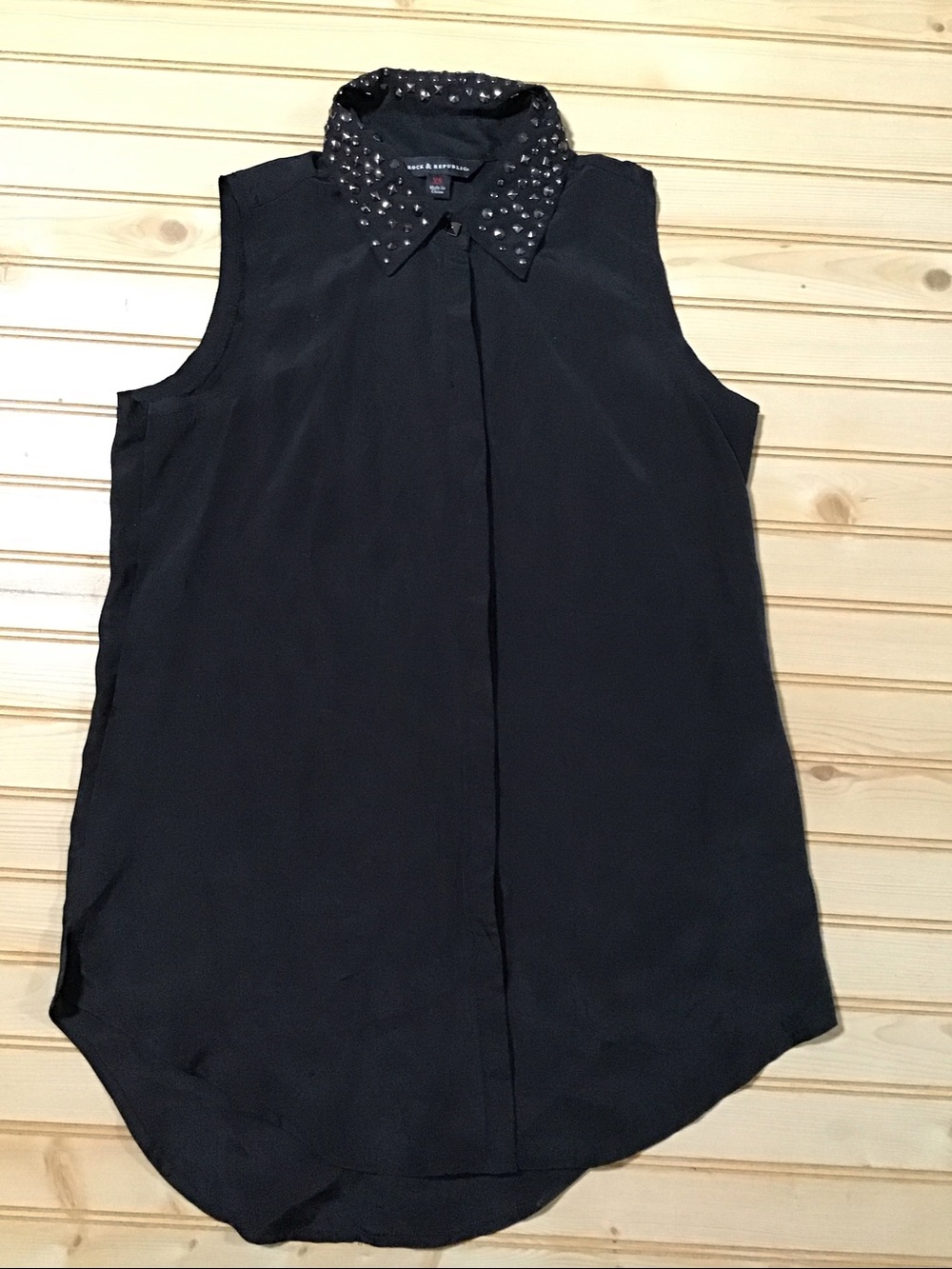 Rock & Republic Black Studded Collar Sleeveless Camisole Blouse XSmall